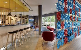 Holiday Inn Express Cologne Muelheim By Ihg